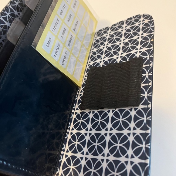 Blue New Cosmetic Bag for Travel - Picture 6 of 9